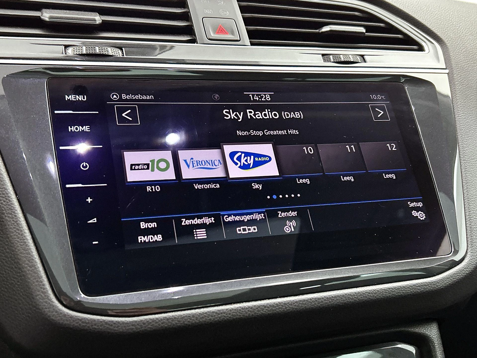 Volkswagen-Tiguan-image-6