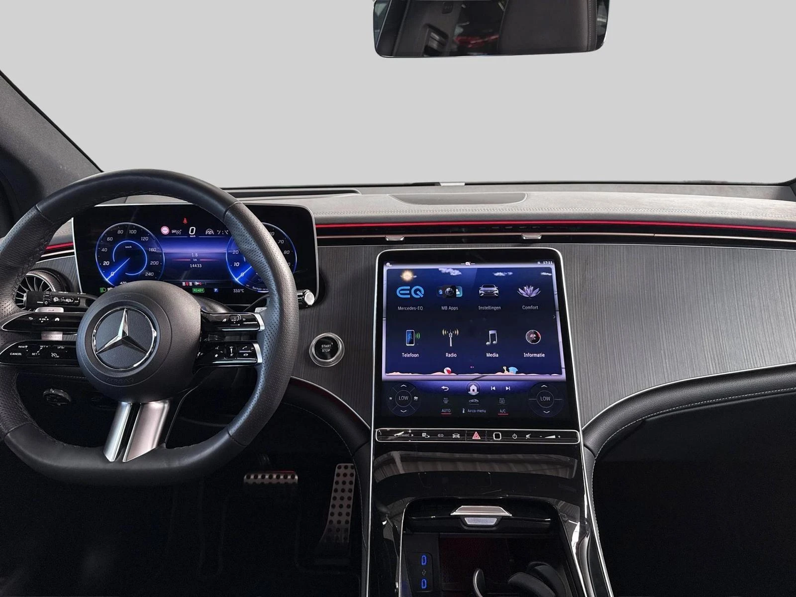 Mercedes-Benz-EQE-image-11