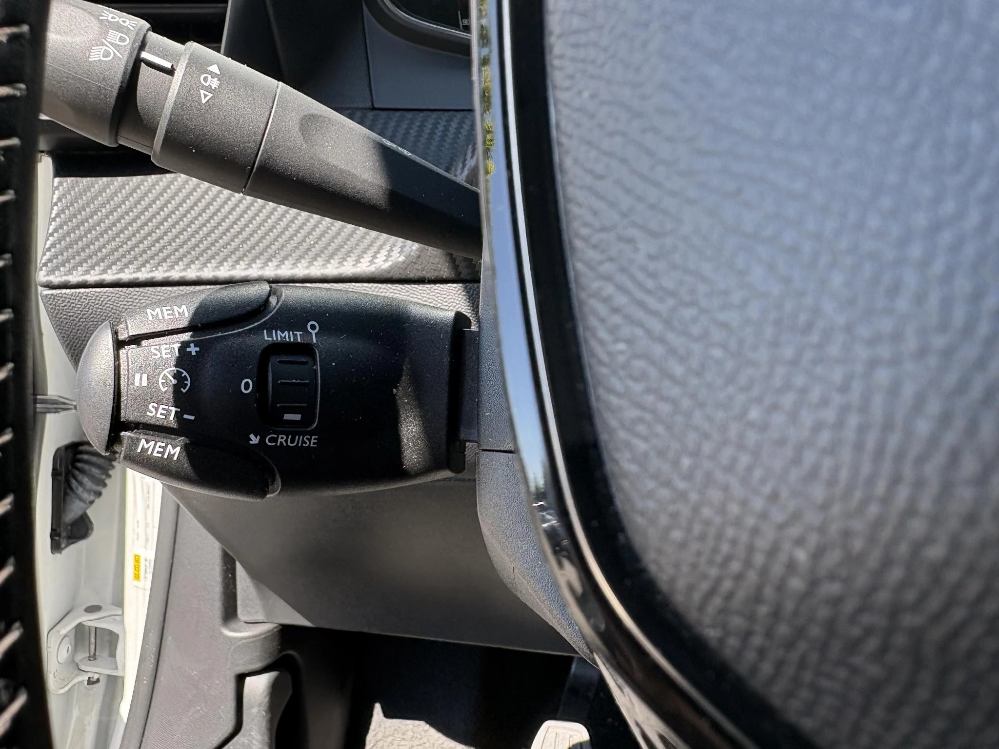 Peugeot-2008-image-23