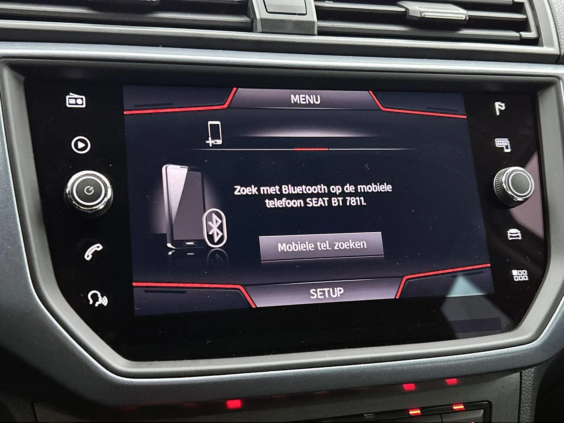 SEAT-Arona-image-8