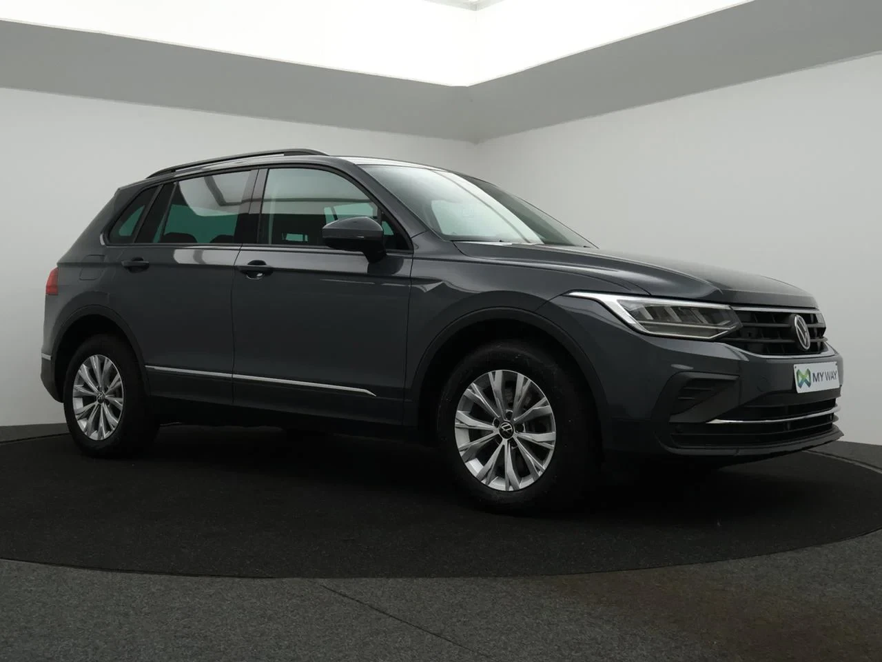 Volkswagen Tiguan eHybrid (PHEV) Tiguan eHybrid 1.4 Life Business 245PK *AUTOMAAT*VIRTUAL COCKPIT*NAVI*APP-CONNECT*CAMERA*PDC*ACC*AIRCO*...*