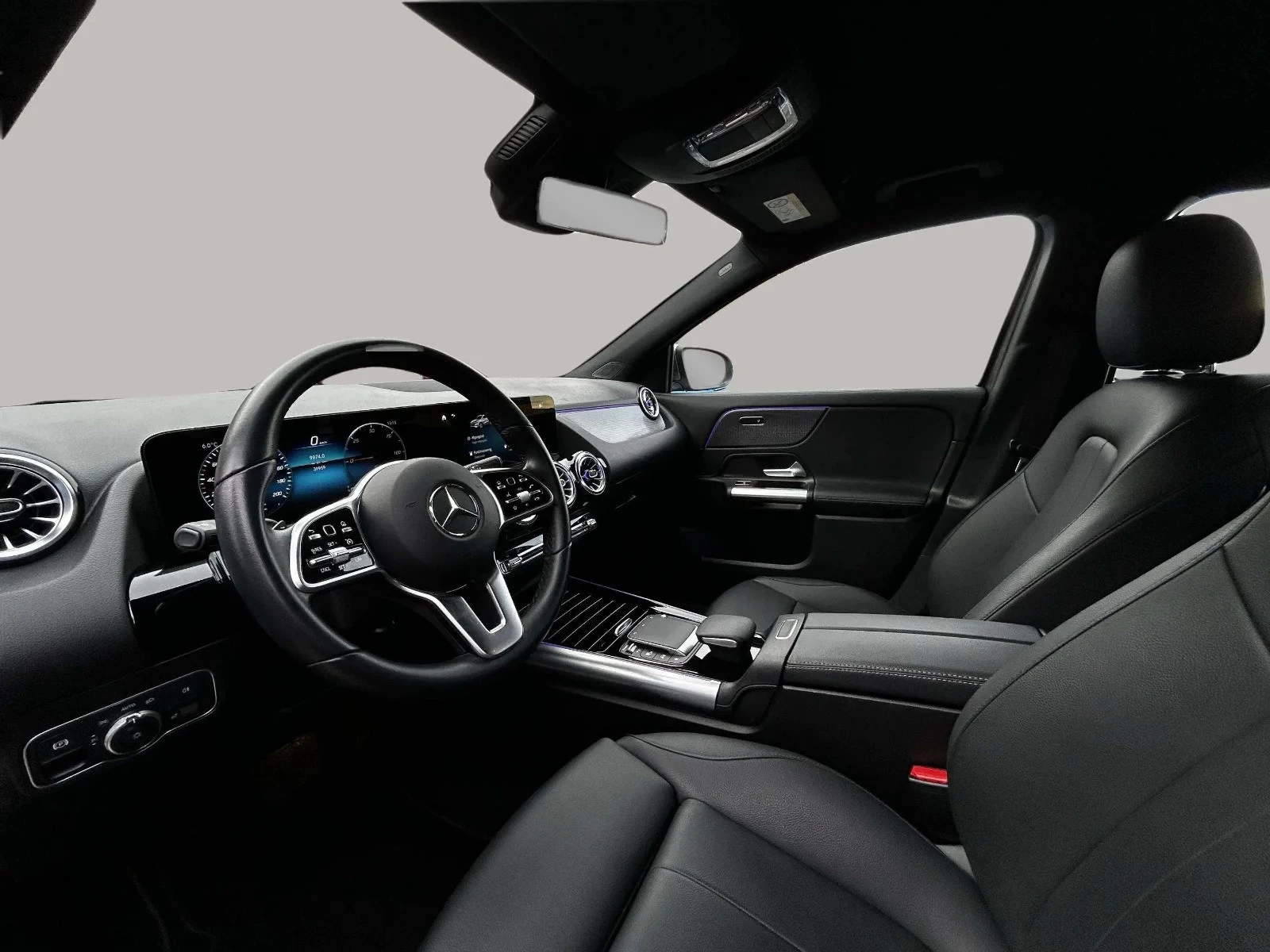 Mercedes-Benz-EQA-image-10