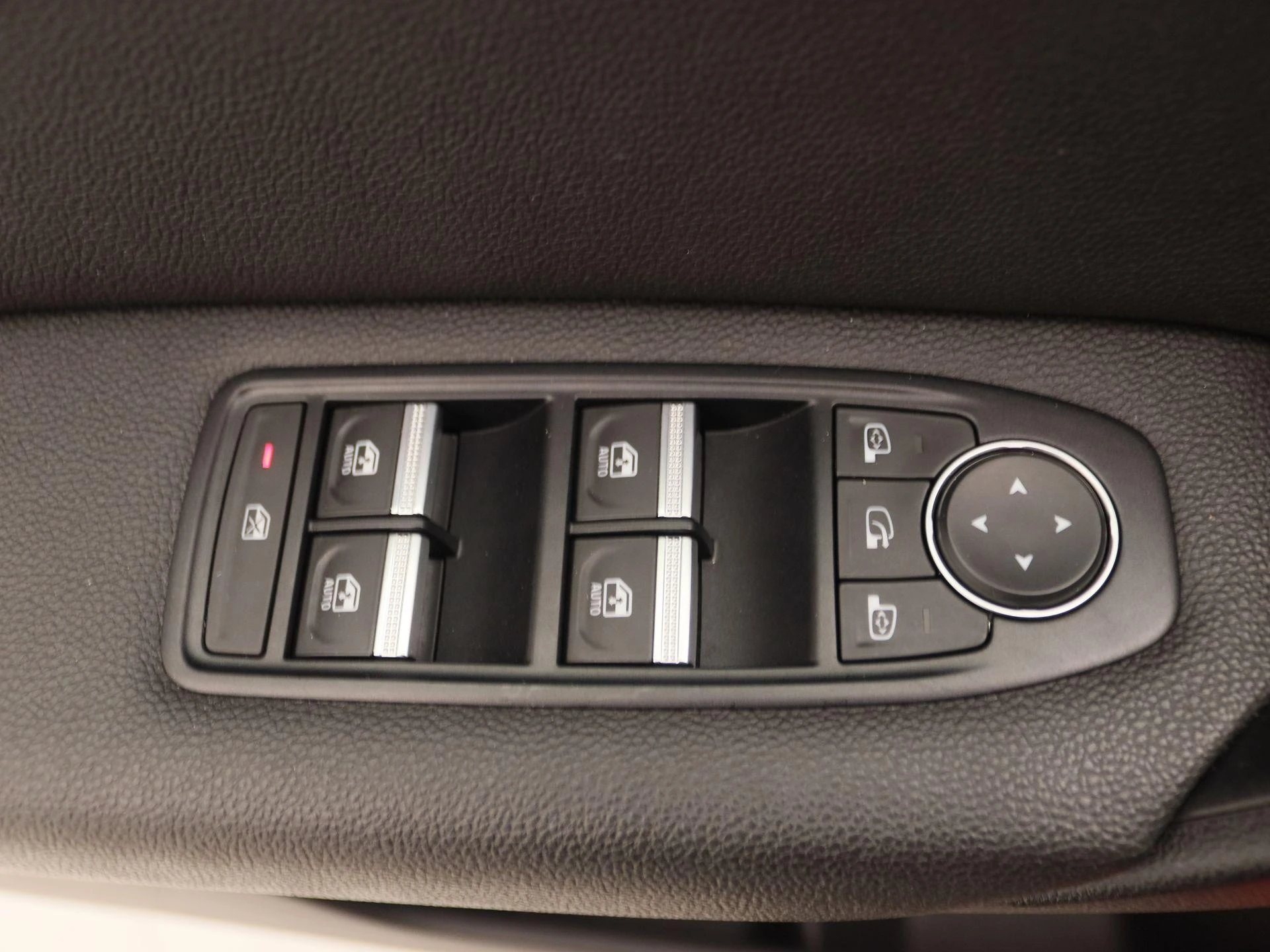 Renault-Captur-image-21