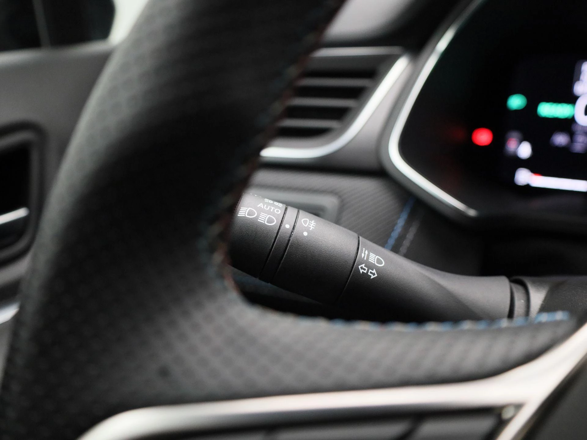 Renault-Captur-image-22