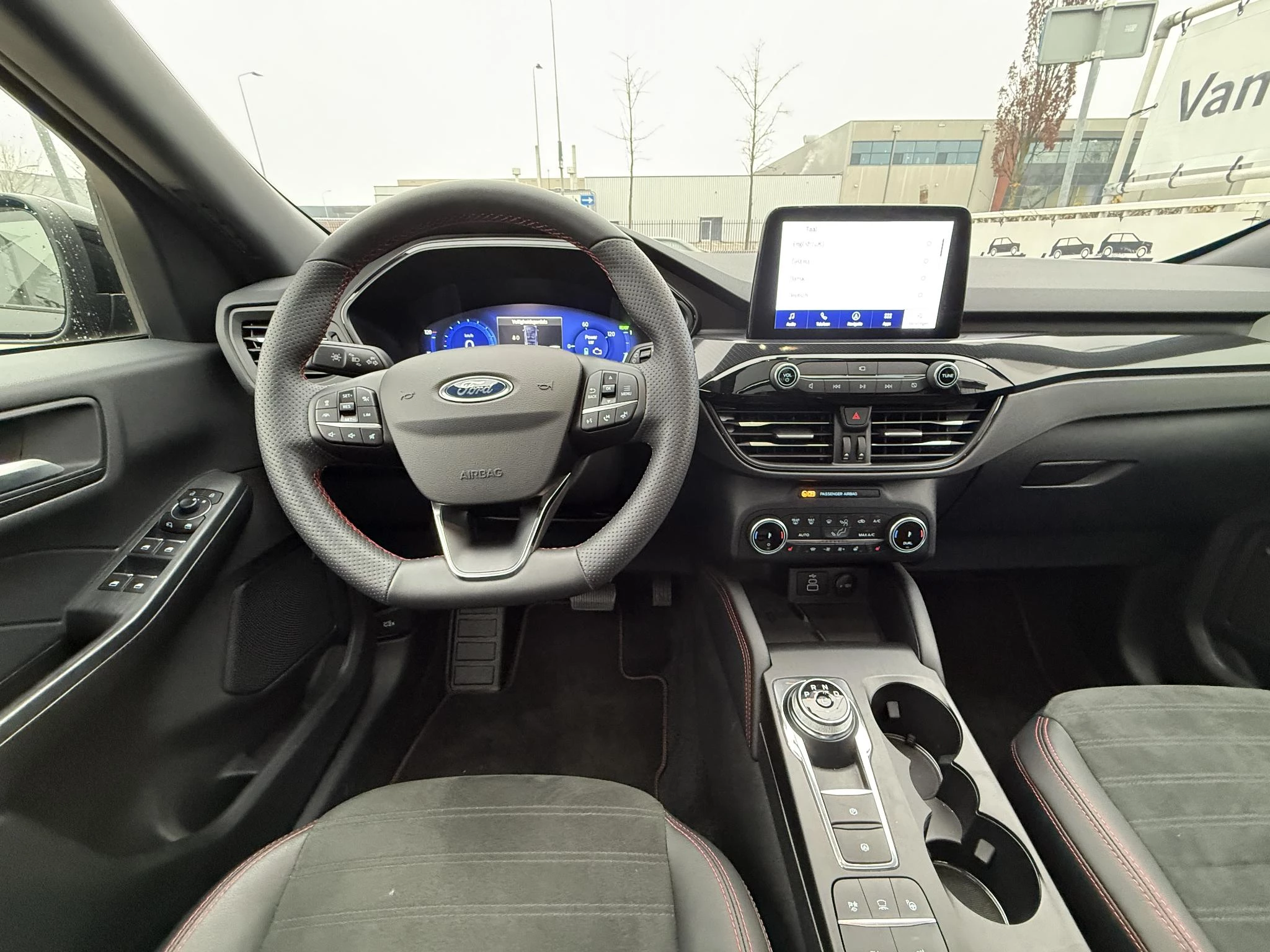 Ford-Kuga-image-11