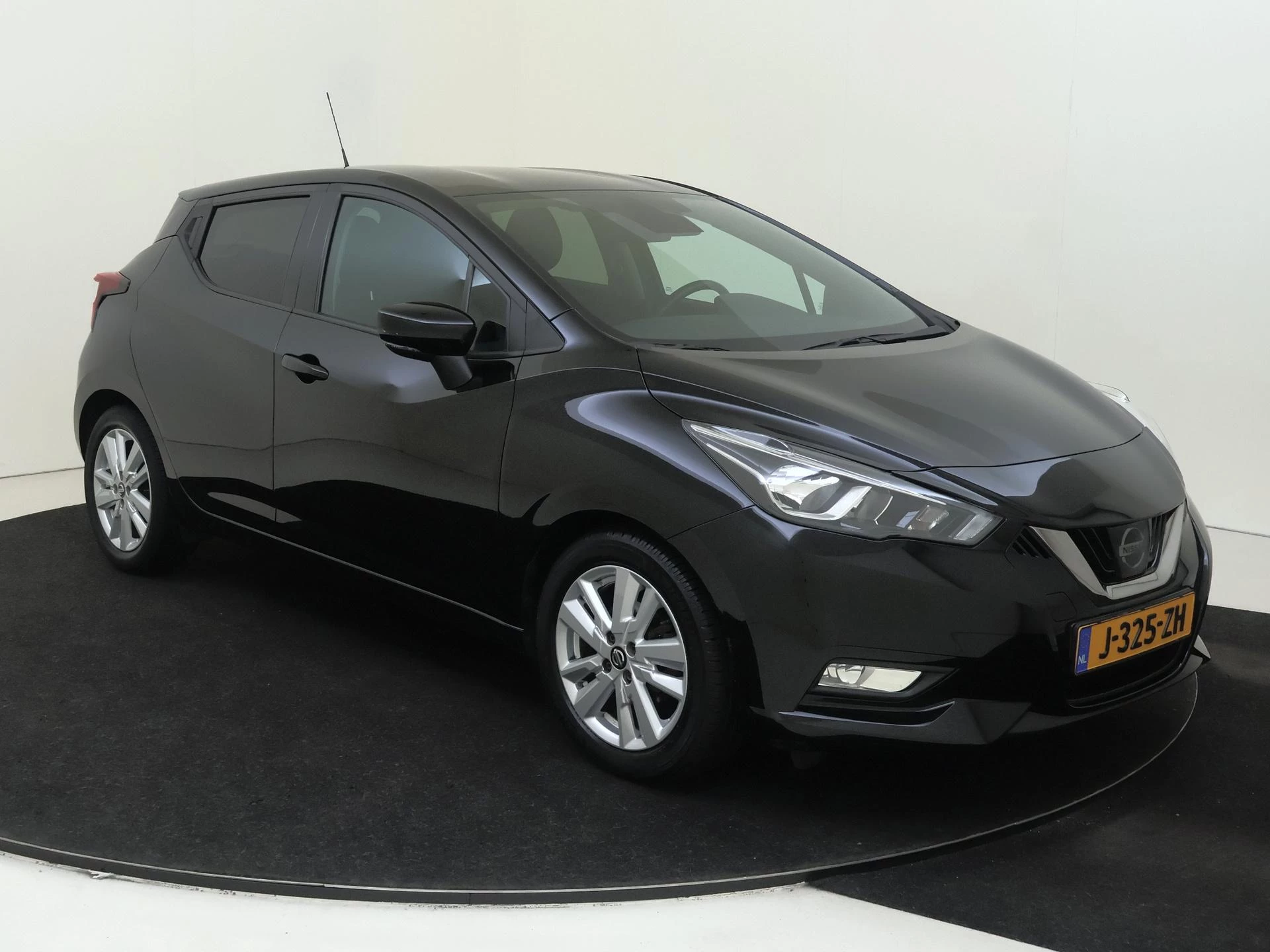 Nissan-Micra-image-1