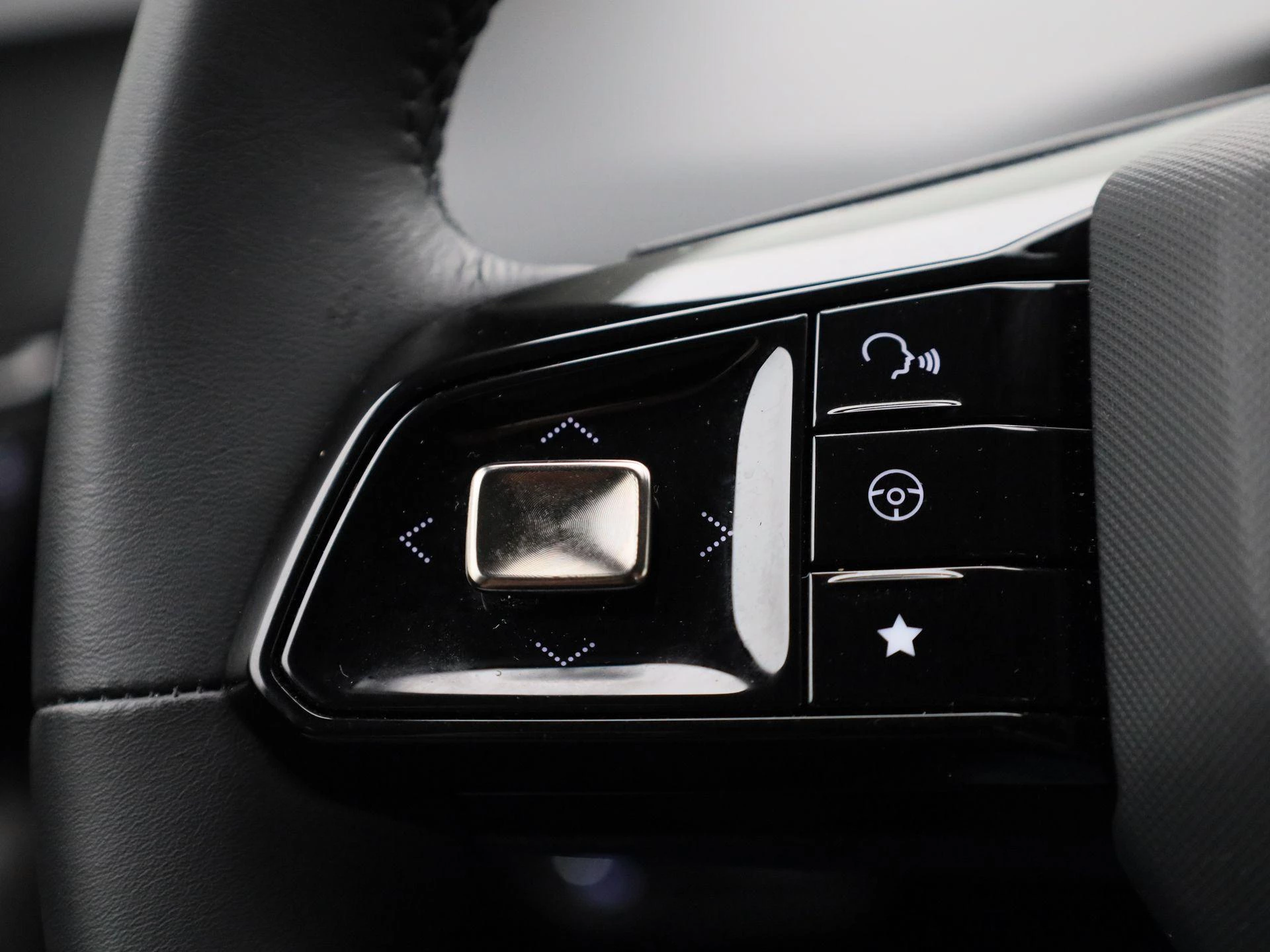 MG MG4 EV Electric Luxury 64 kWh