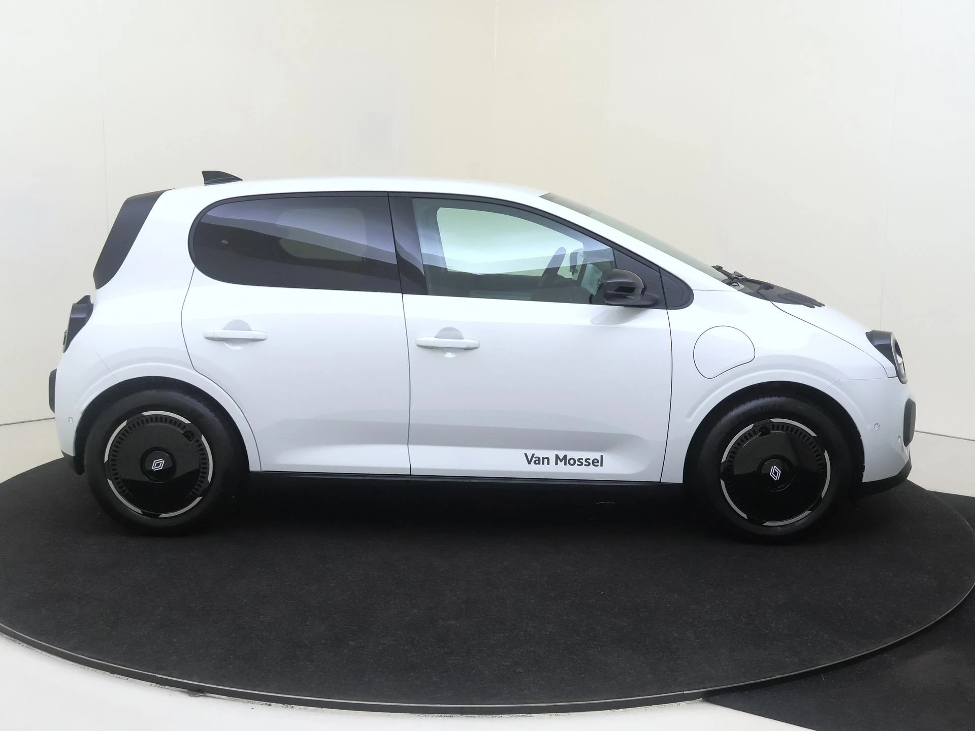Renault-Twingo-image-8