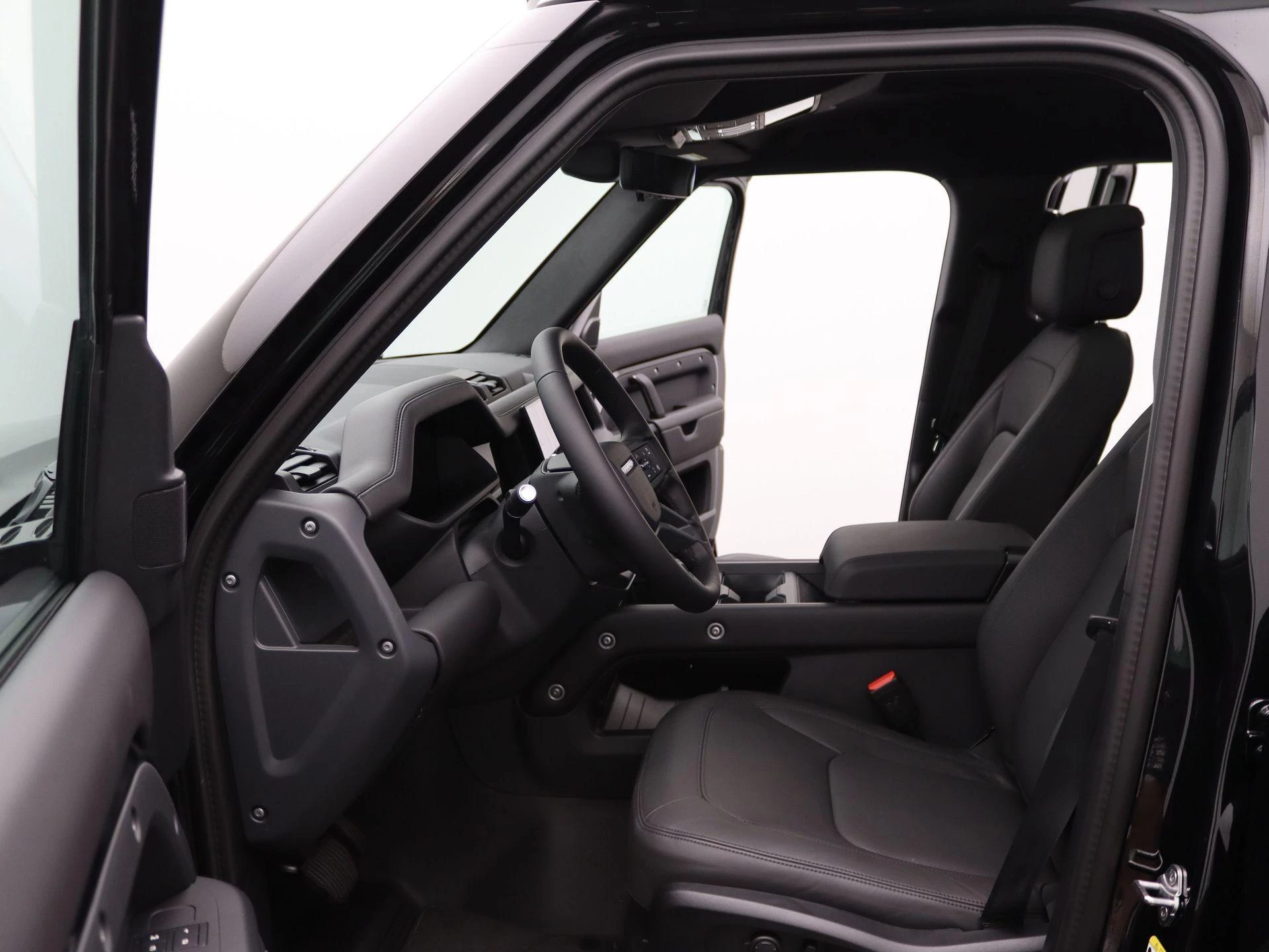 Land Rover-Defender-image-9