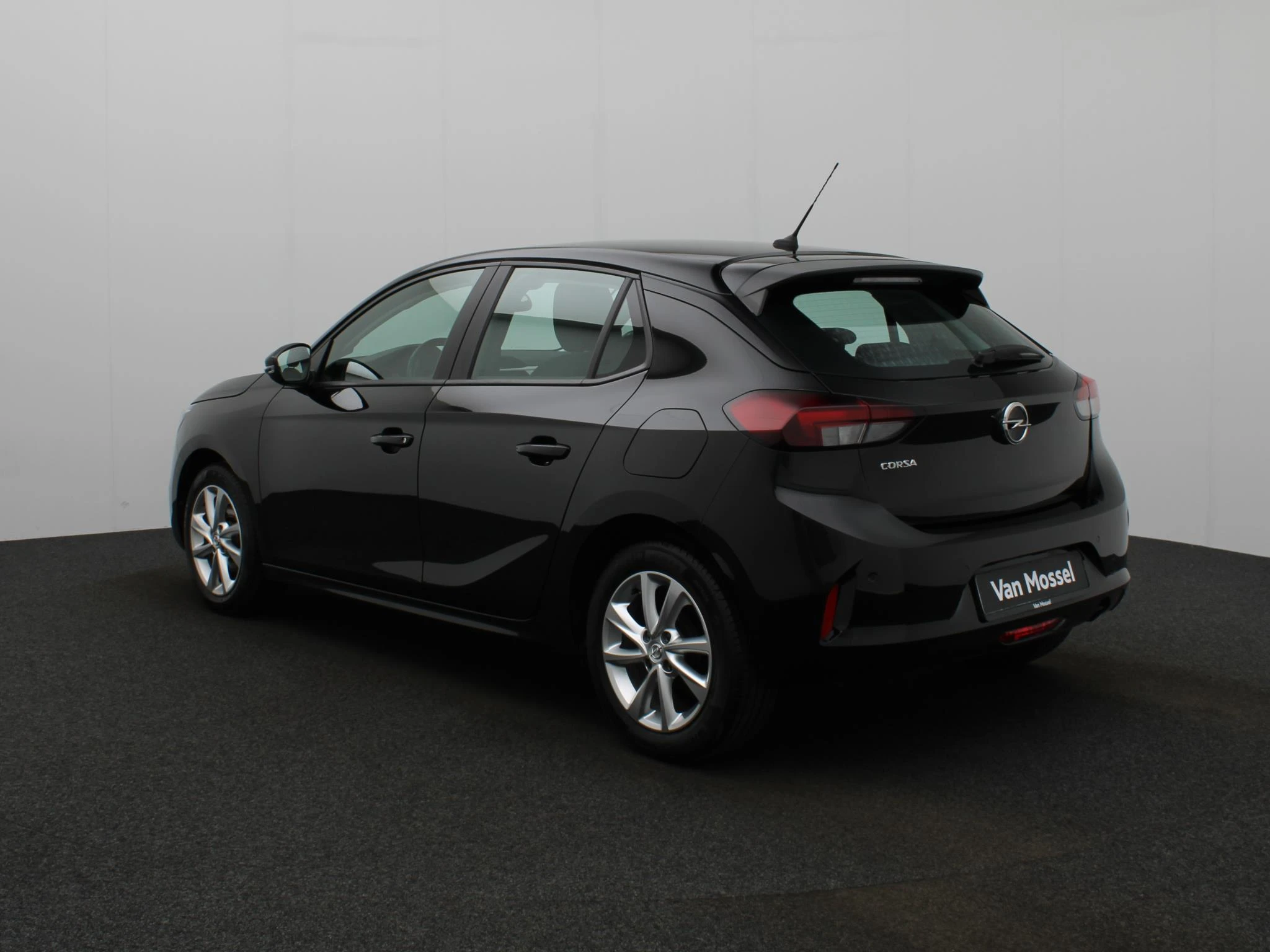 Opel-Corsa-image-1