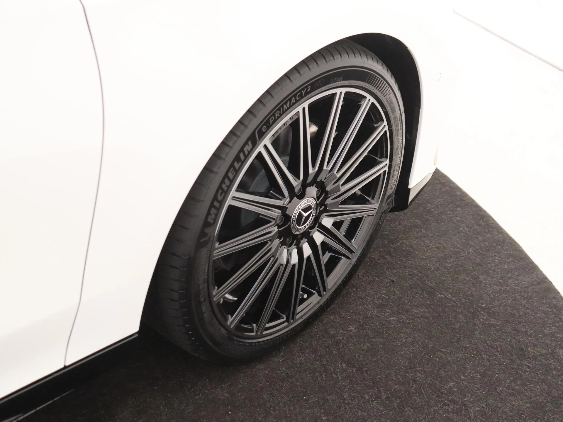 Mercedes-Benz CLA 200 AMG Line Plus