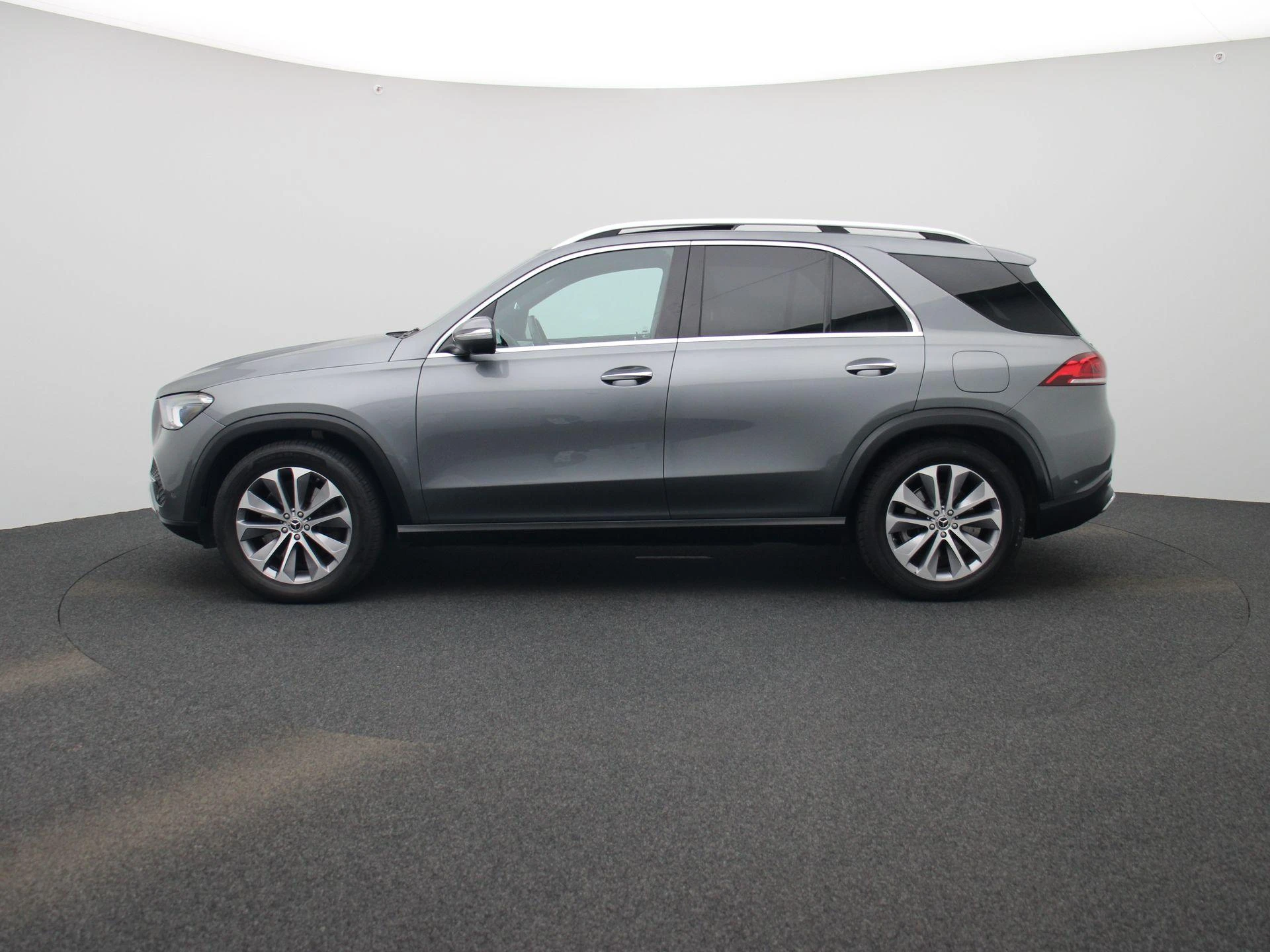 Mercedes-Benz-GLE-image-3