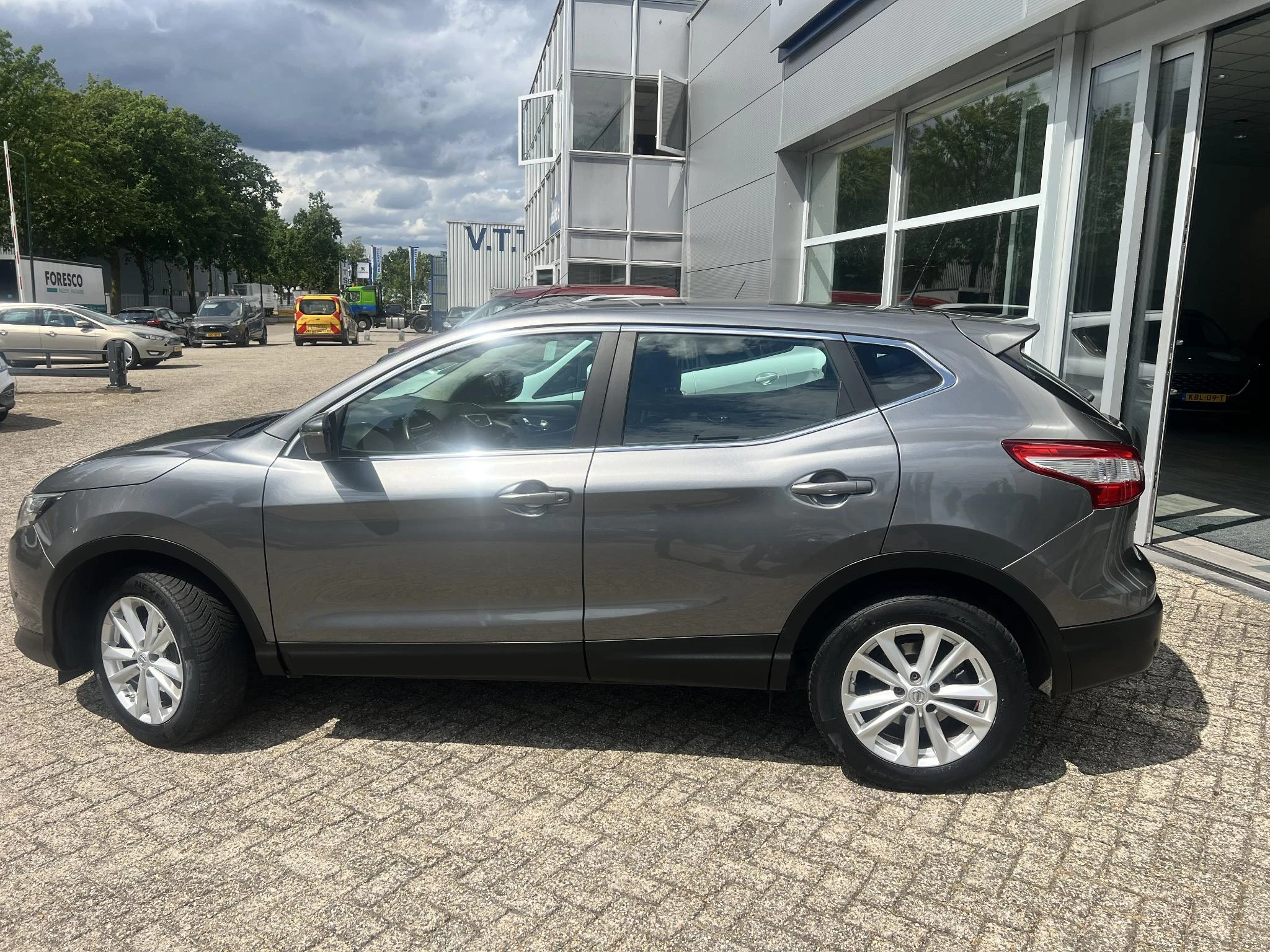 Nissan-QASHQAI-image-1