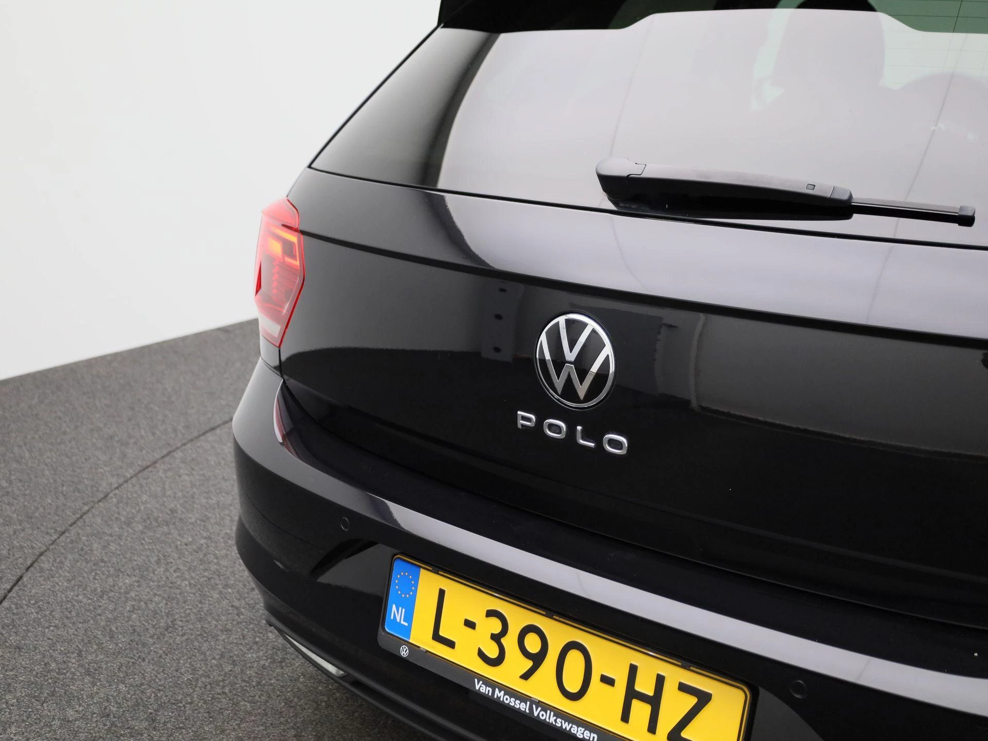 Volkswagen Polo 1.0 TSI Highline Business R
