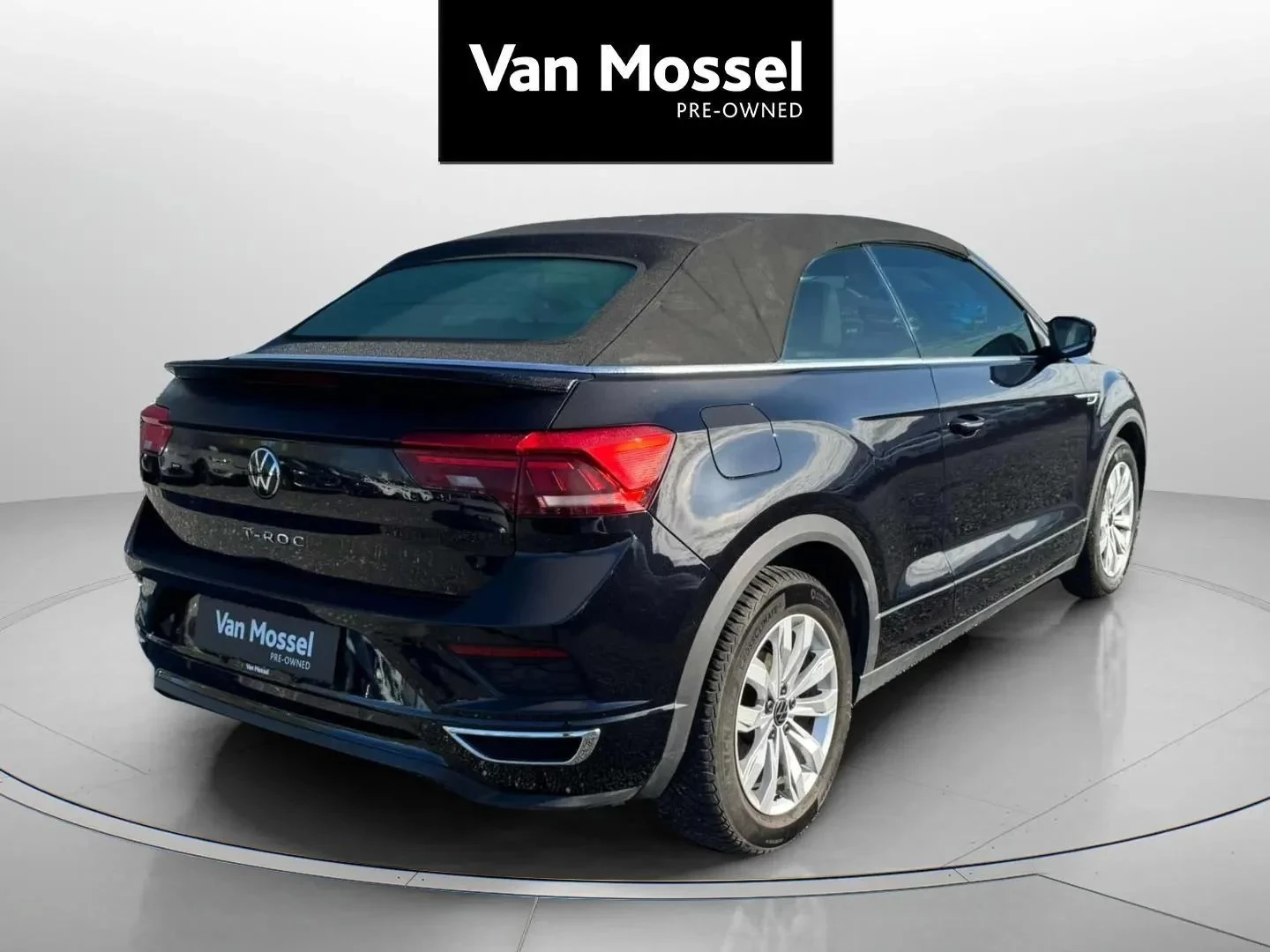 Volkswagen-T-Roc-image-5