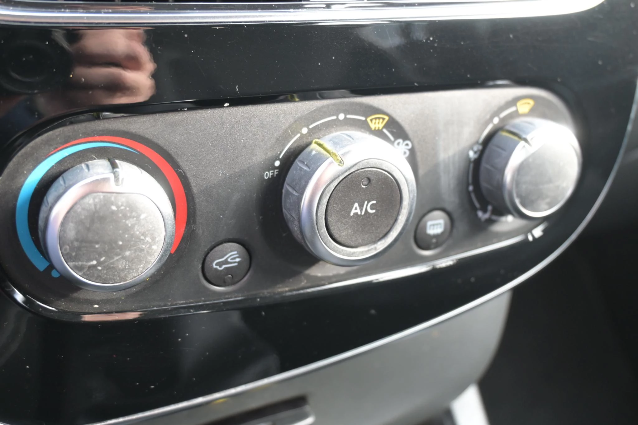 Renault-Clio-image-14