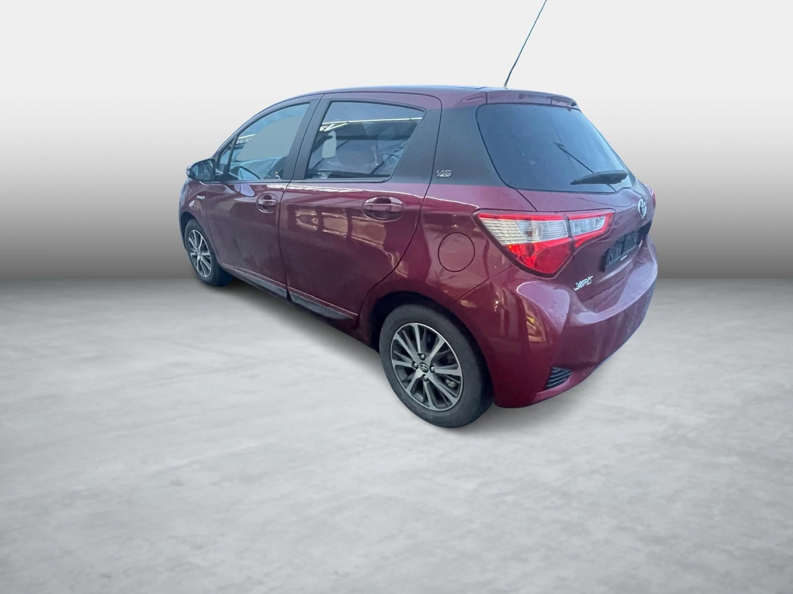 Toyota-Yaris-image-4