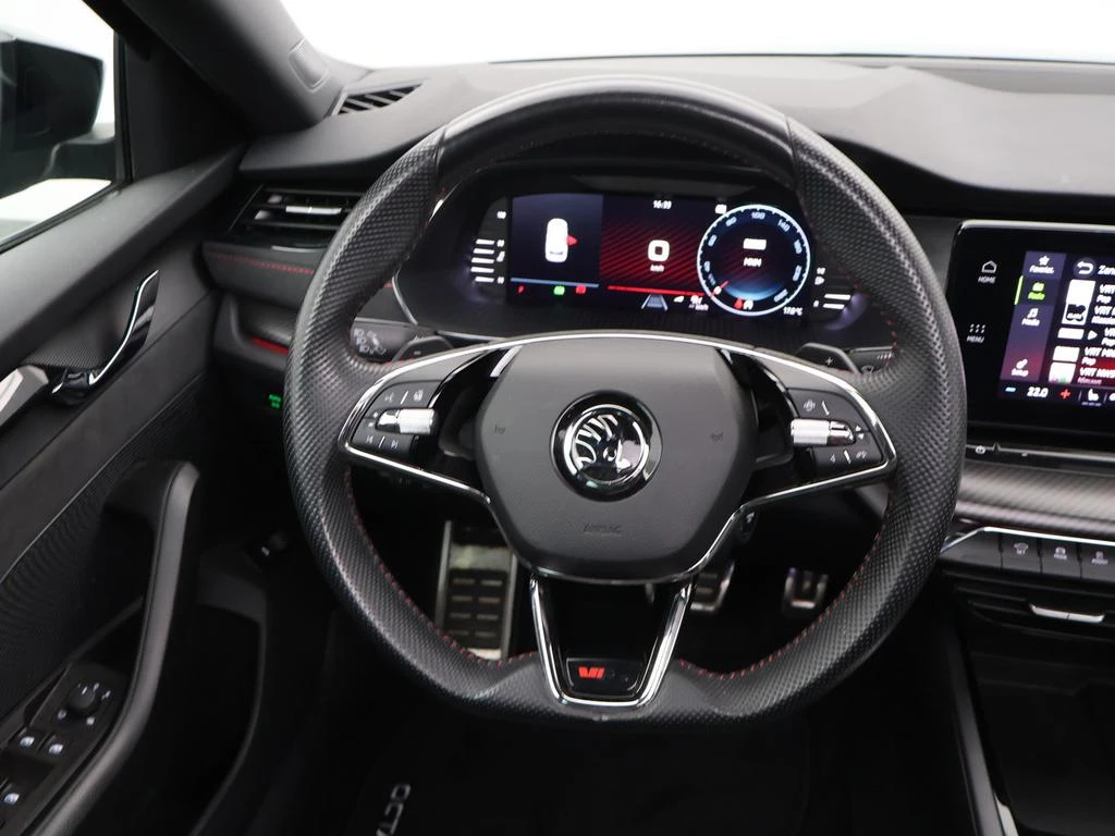 Škoda Octavia Combi RS Octavia Combi RS 2.0TSI 245PK *AUTOMAAT*PANODAK*ALCANTARA*LEDER*SPORTZETELS*TREKHAAK*CAMERA*ACC*PDC*...*