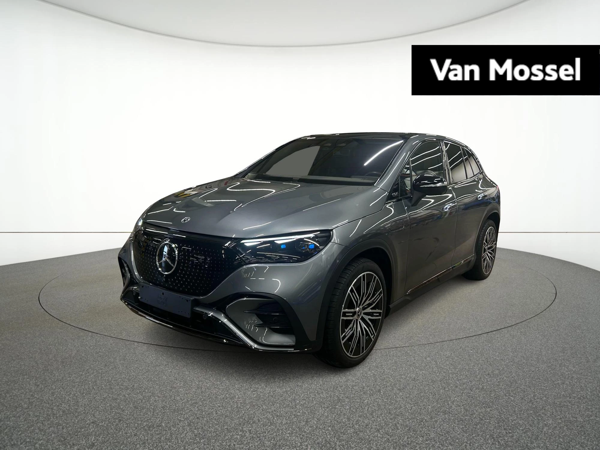 Mercedes-Benz-EQE-image-0