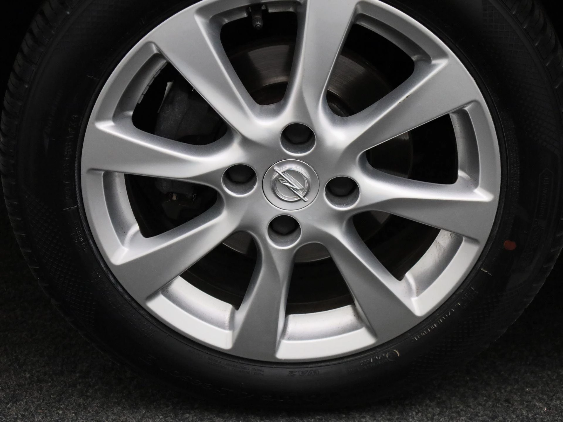 Opel Corsa 1.2 Edition