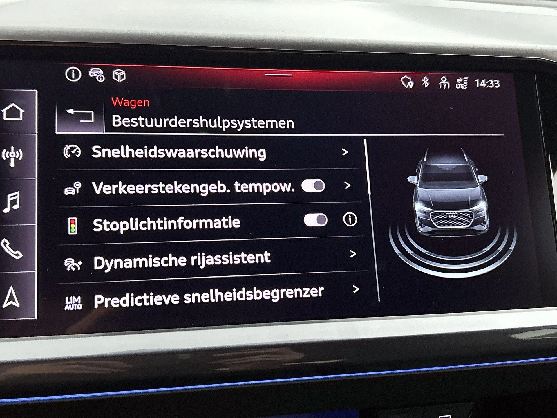Audi-Q4 e-tron-image-13