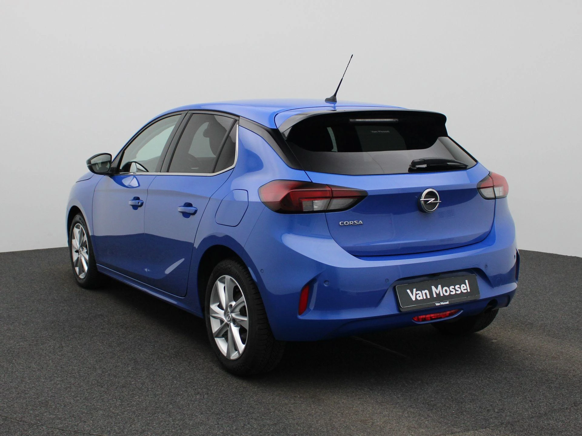 Opel-Corsa-image-1