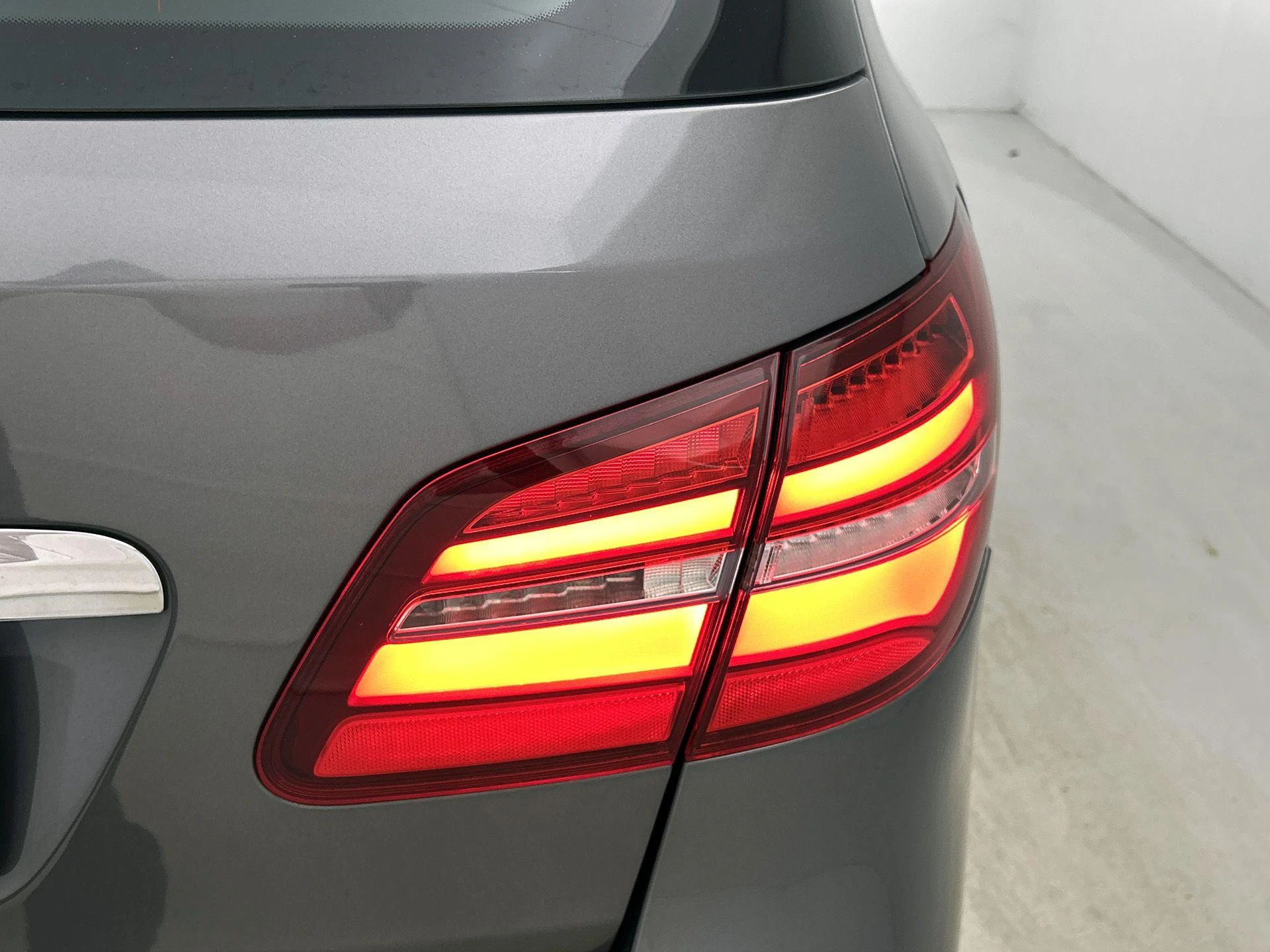 Mercedes-Benz-B-Klasse-image-14