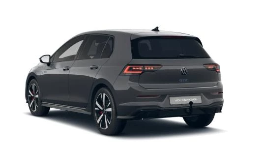 Volkswagen-Golf-image-5
