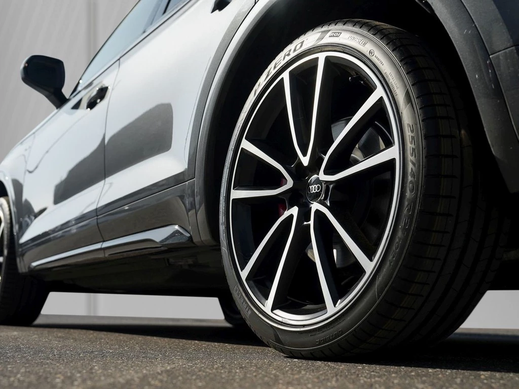 Audi Q5 40 TDI quattro S line Navi Matrix Kamera 21"