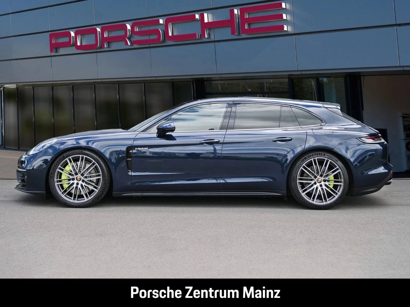 Porsche Panamera 4S E-Hybrid Sport Turismo Soft-Close -