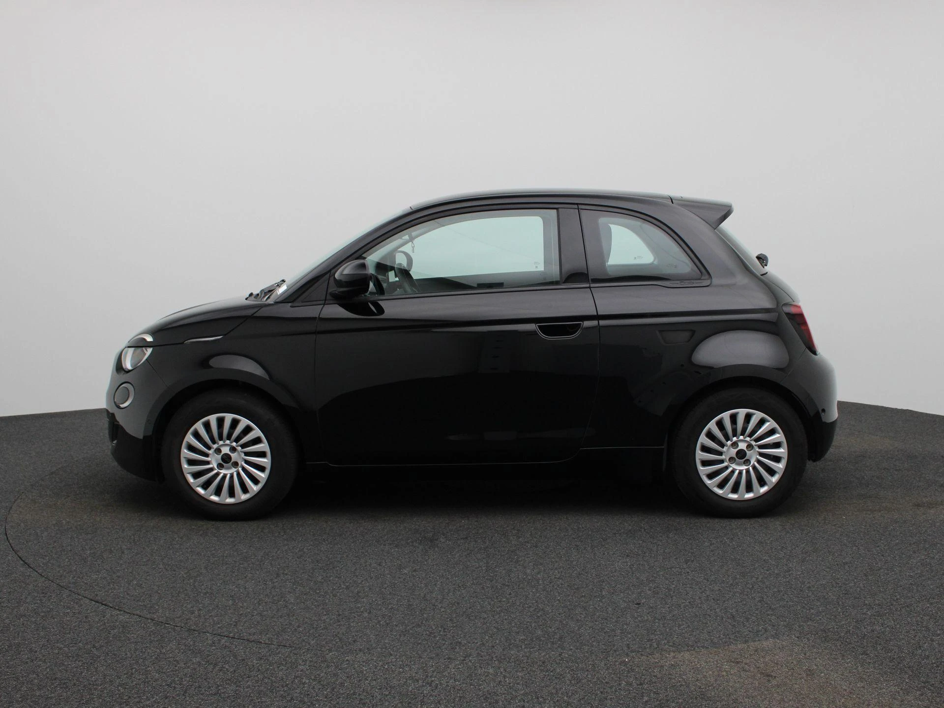 Fiat-500e-image-4