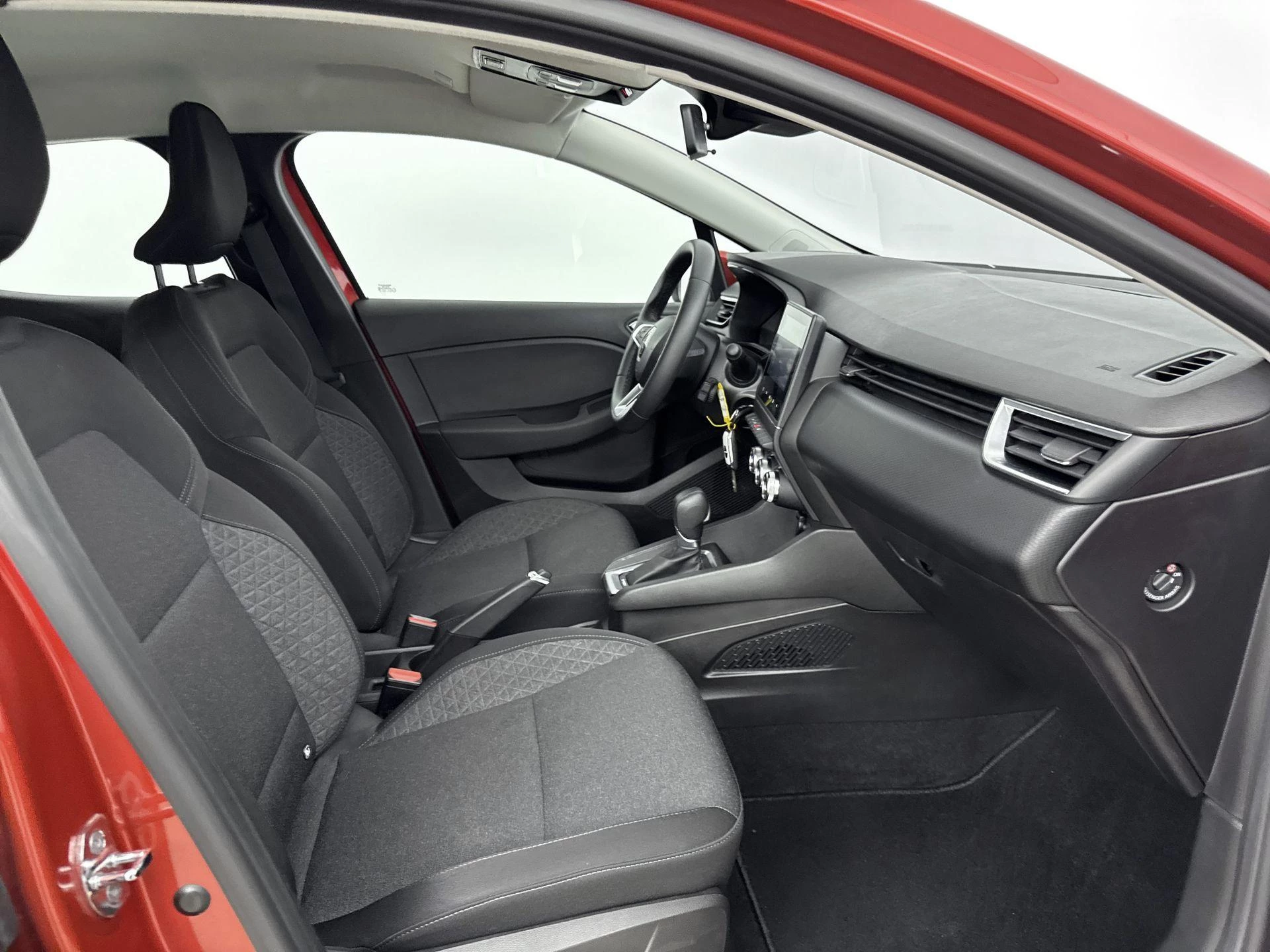Renault-Clio-image-26