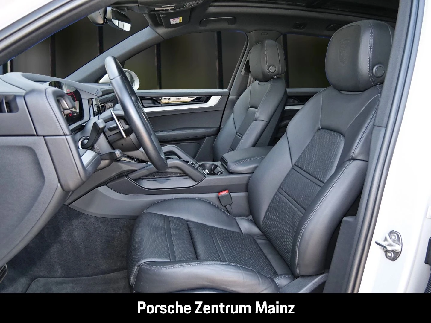 Porsche-Cayenne-image-19