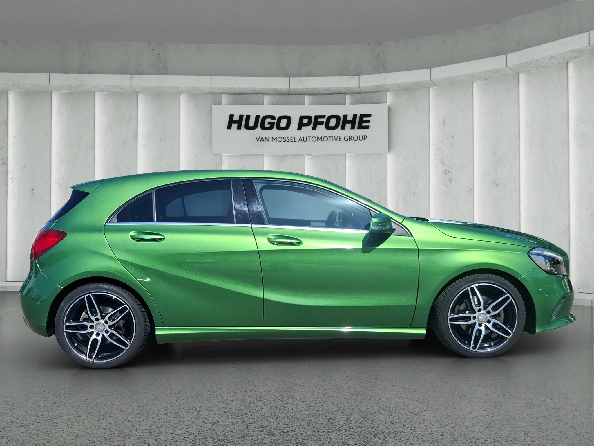 Mercedes-Benz-A-Klasse-image-5