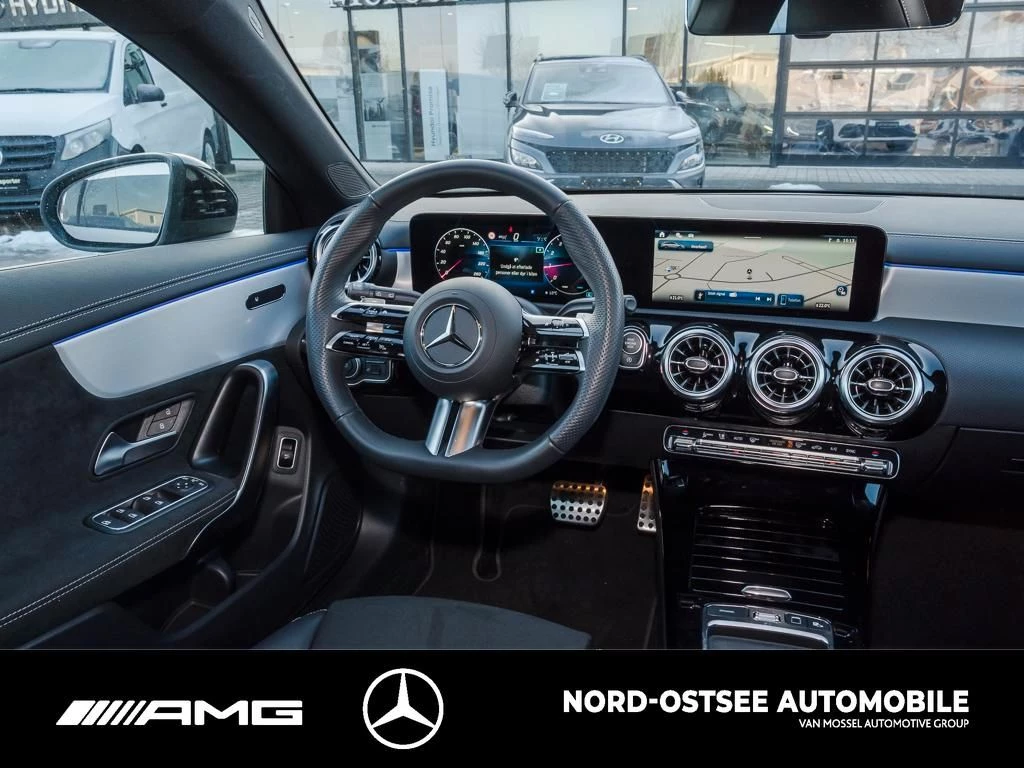 Mercedes-Benz CLA 200 SB AMG NIGHT AHK MBUX NAVI LED AMG LineX118 CLA 200 SB AMG NIGHT AHK MBUX NAVI LED AMG Line