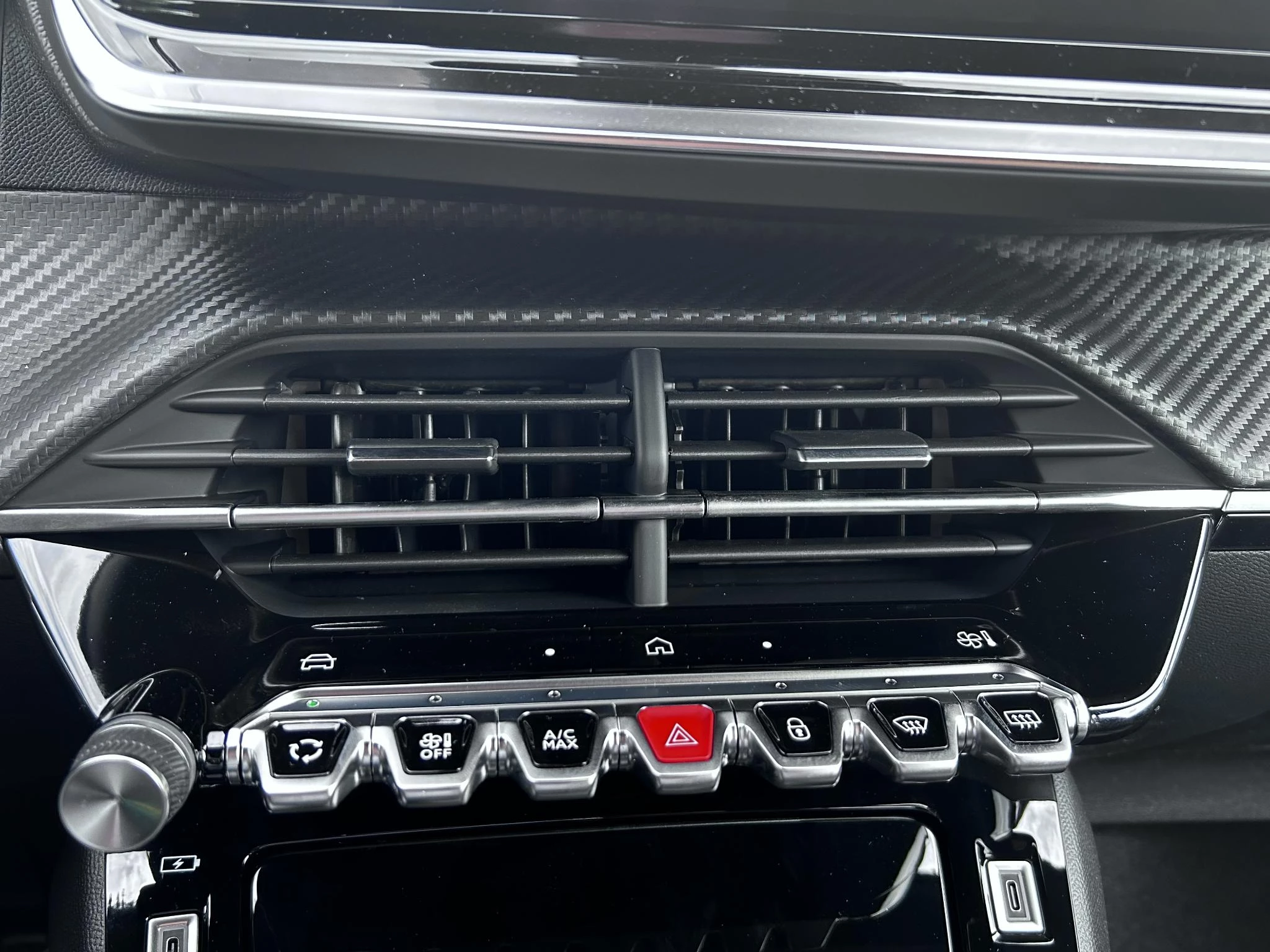 Peugeot-2008-image-16