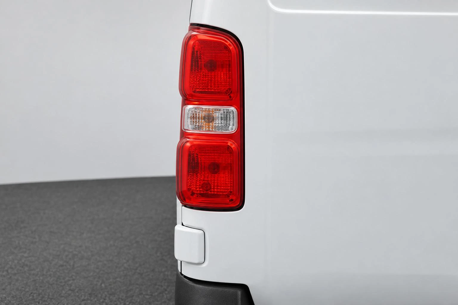 Opel-Vivaro-image-19