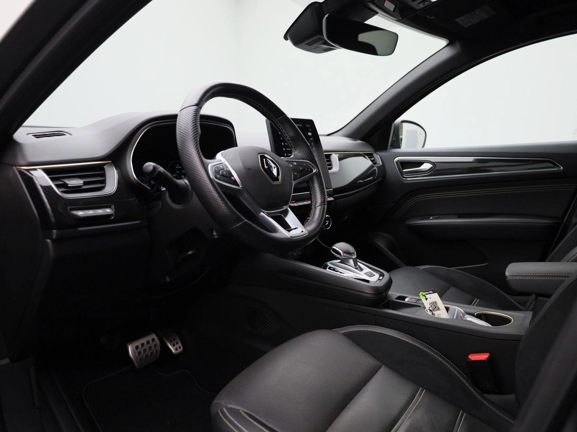 Renault-Arkana-image-33