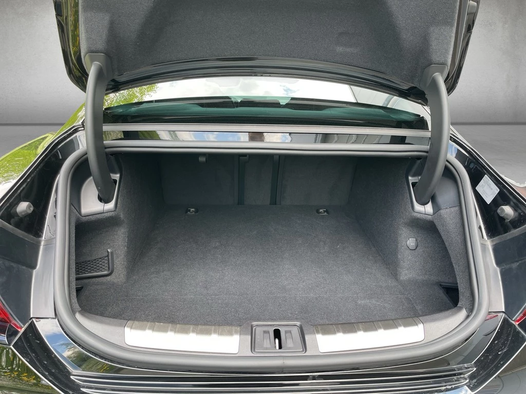 Audi e-tron GT quattro *SOH92%*Matrix*Pano*