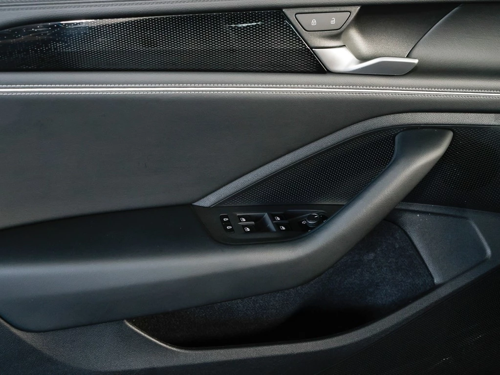 Volkswagen Passat Variant 1,5 eTSI DSG Business,AHK,LED,ACC 360° Kamera,Sitz/Lenkradheizung,Apple Car Play