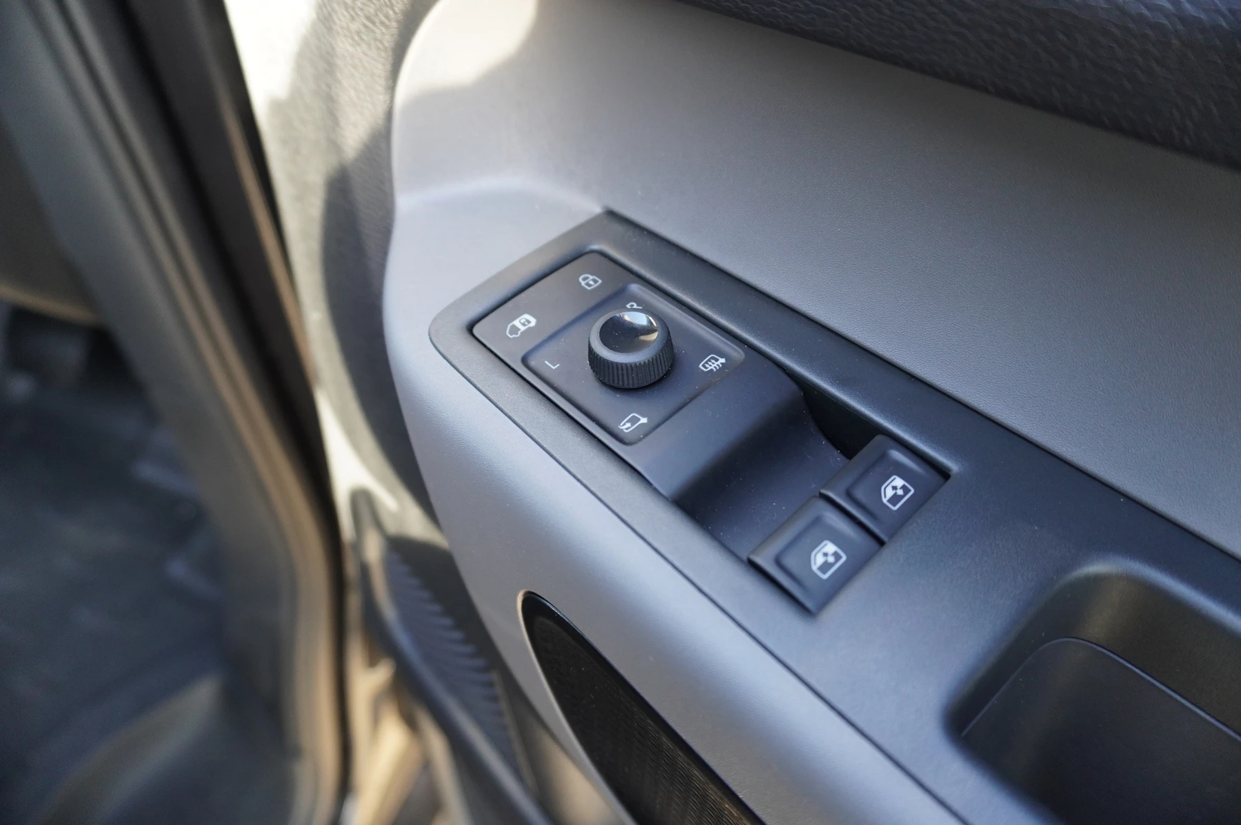 Volkswagen-ID. Buzz-image-47