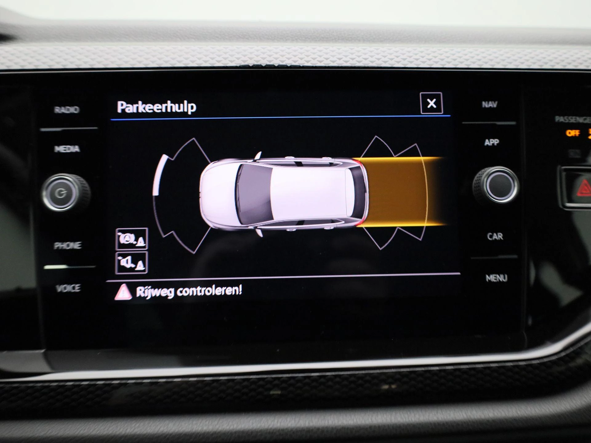 Volkswagen-Polo-image-27