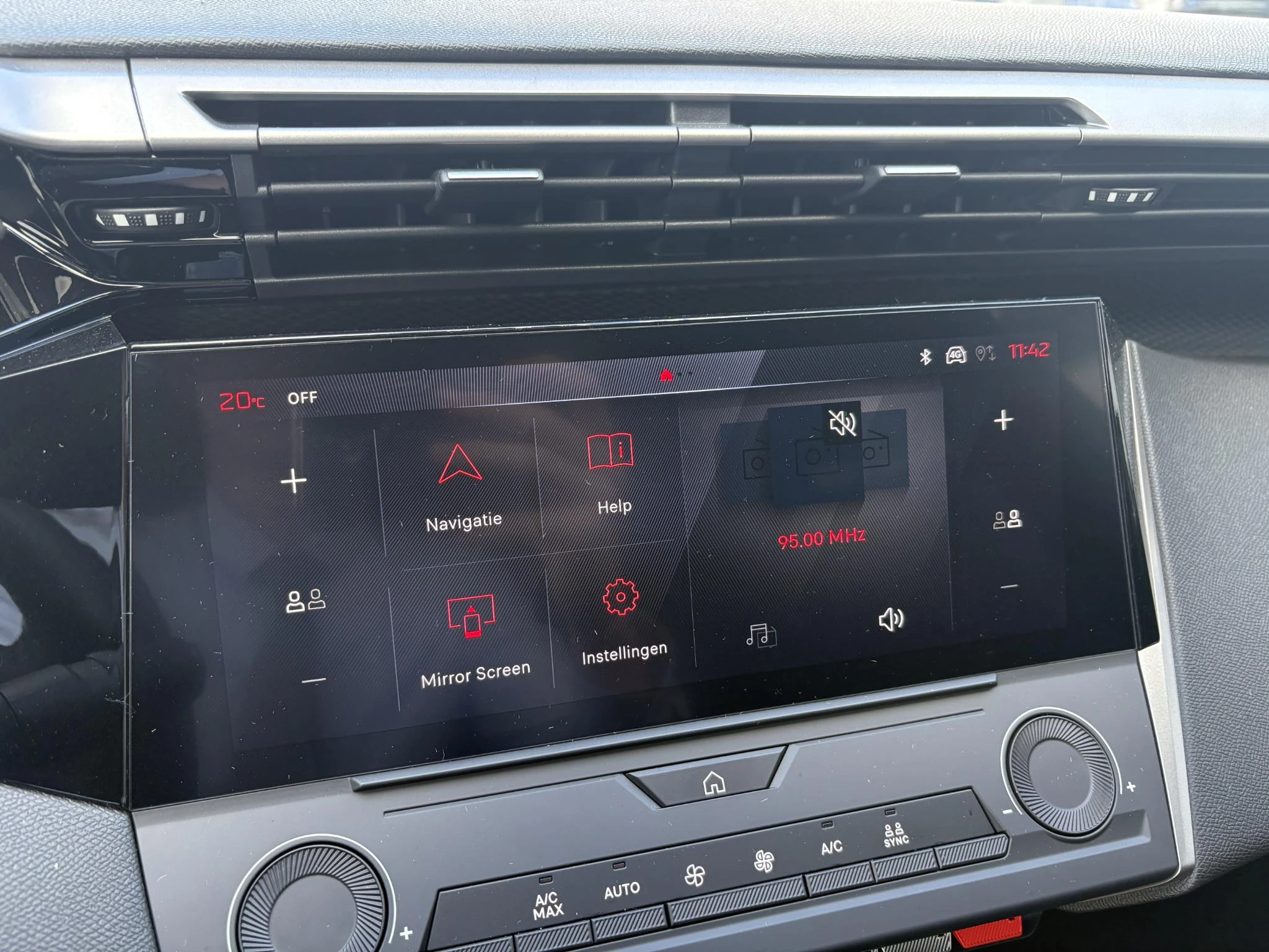 Peugeot-308-image-15