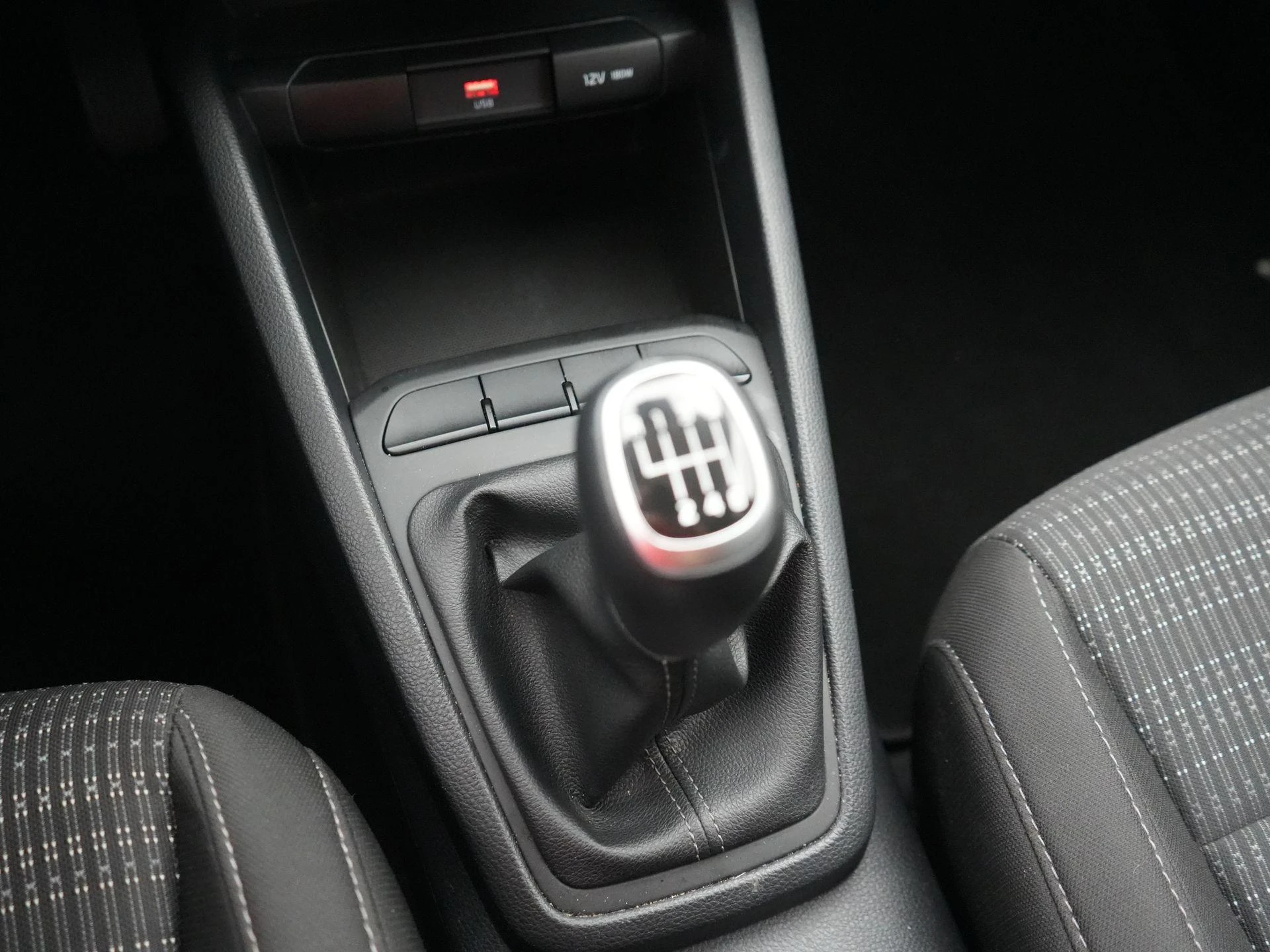 Kia-Stonic-image-9
