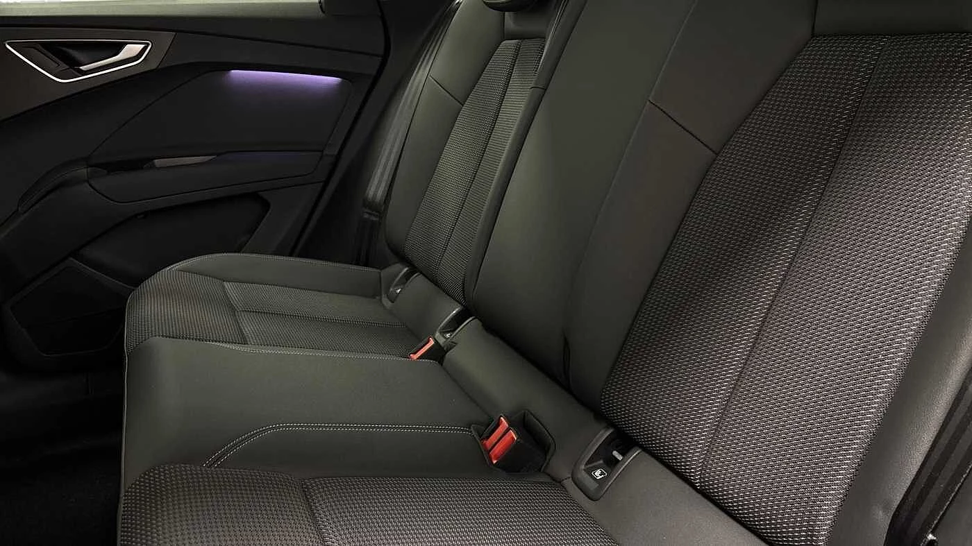 Audi-Q4 e-tron-image-6
