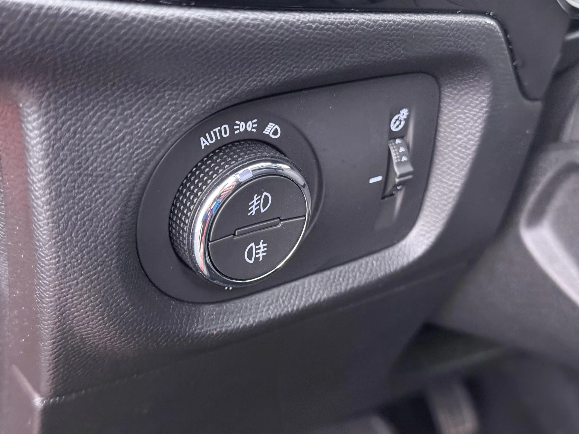 Opel-Corsa-e-image-13