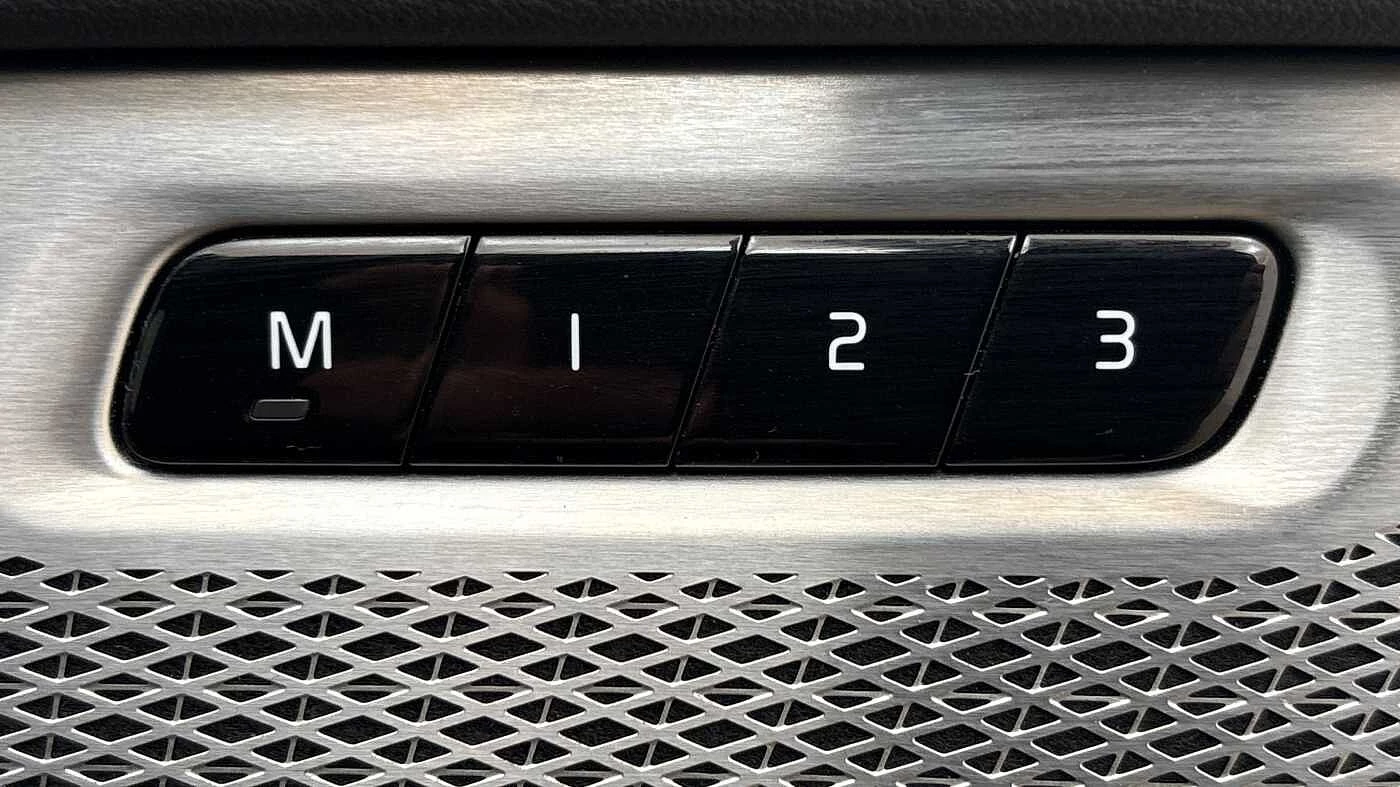 Volvo-XC90-image-21
