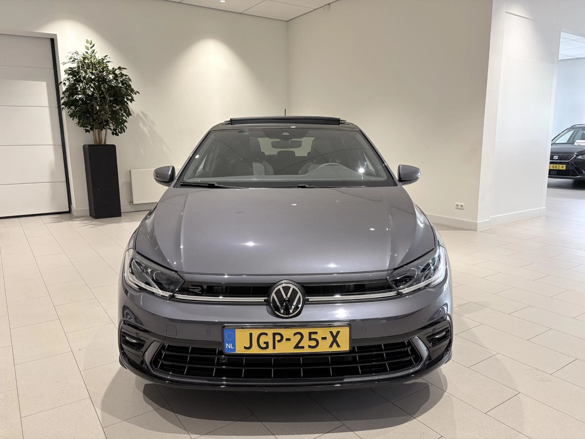 Volkswagen Polo 1.0 TSI R-Line Business