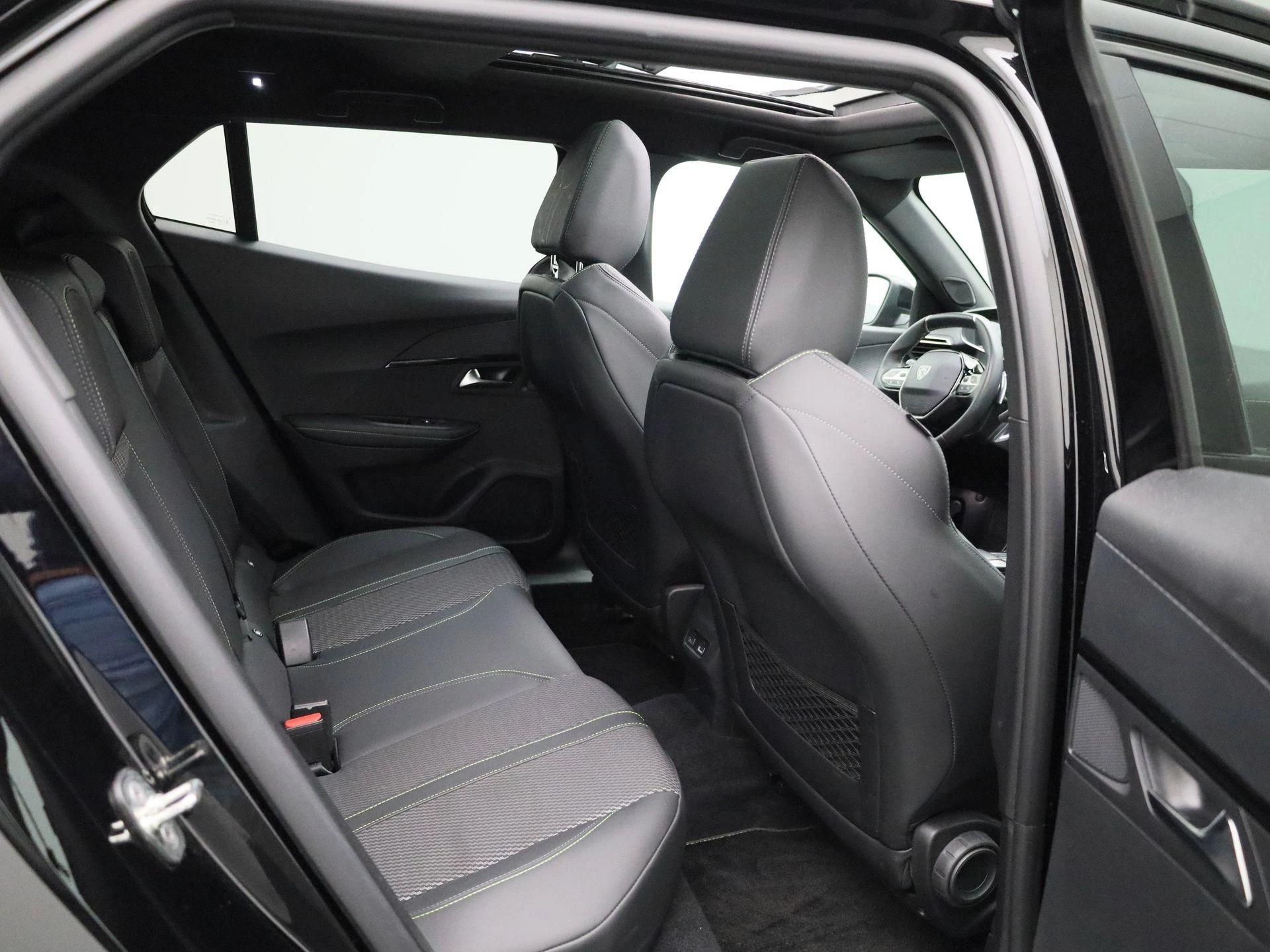 Peugeot-2008-image-45