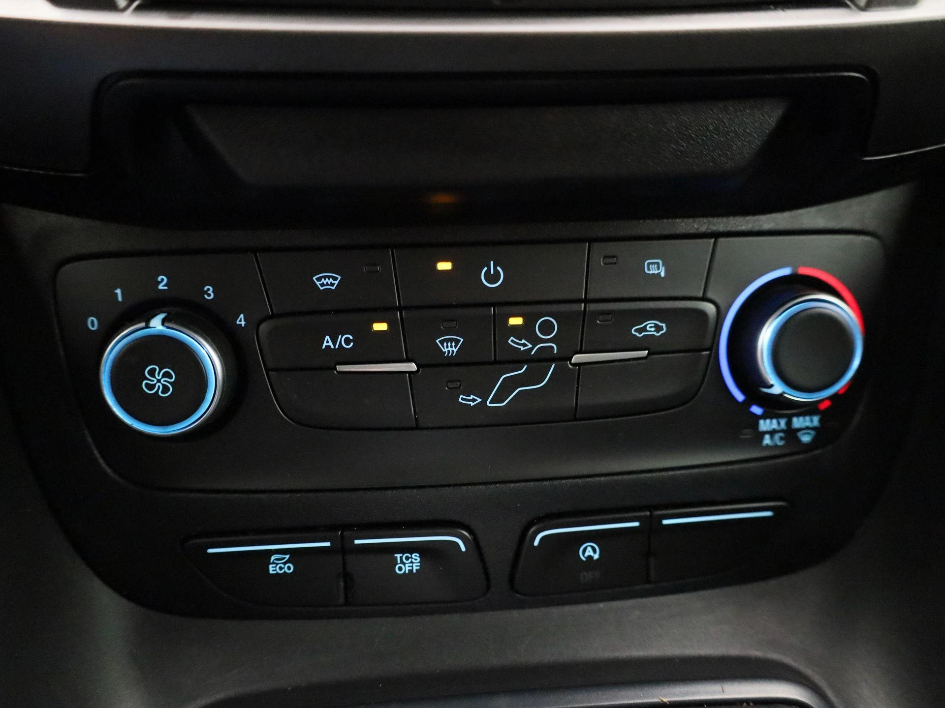 Ford-Transit Connect-image-18